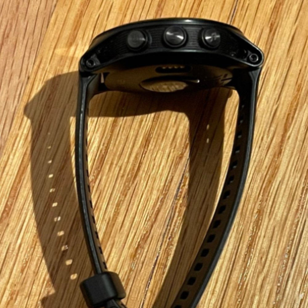 Like New - Garmin Forerunner 945 Running Watch - Picture 4 of 5